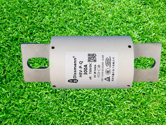 DC30KA Ceramic Automotive Fuses 1000VDC cocok untuk EV Charger