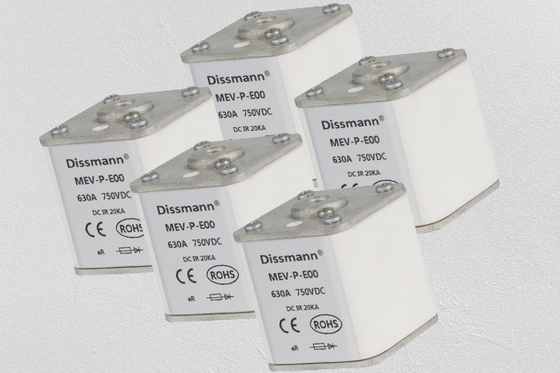 Putih Daya Tinggi Solar Dc Fuse Seri MEV Tegangan Terukur 500volt