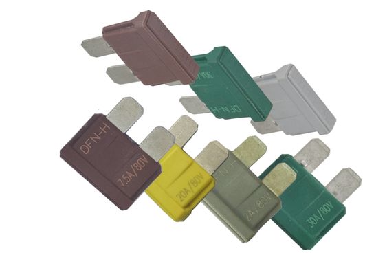 Tegangan Rendah Cepat Blow Fuse 80volt 75 Amp 80VDC DC1000A Kapasitas Putus: