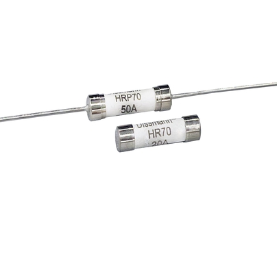 PV Moduel Fast Blow Ceramic Fuse 40a Nilai Arus: Tegangan Tinggi