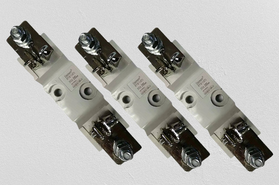 NT RT NH Kapasitas Pecah Tinggi Fuse 600VDC Tegangan Terukur IEC60269